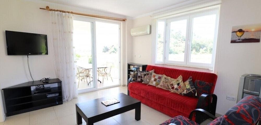 Villa BGA4 by JoyLettings