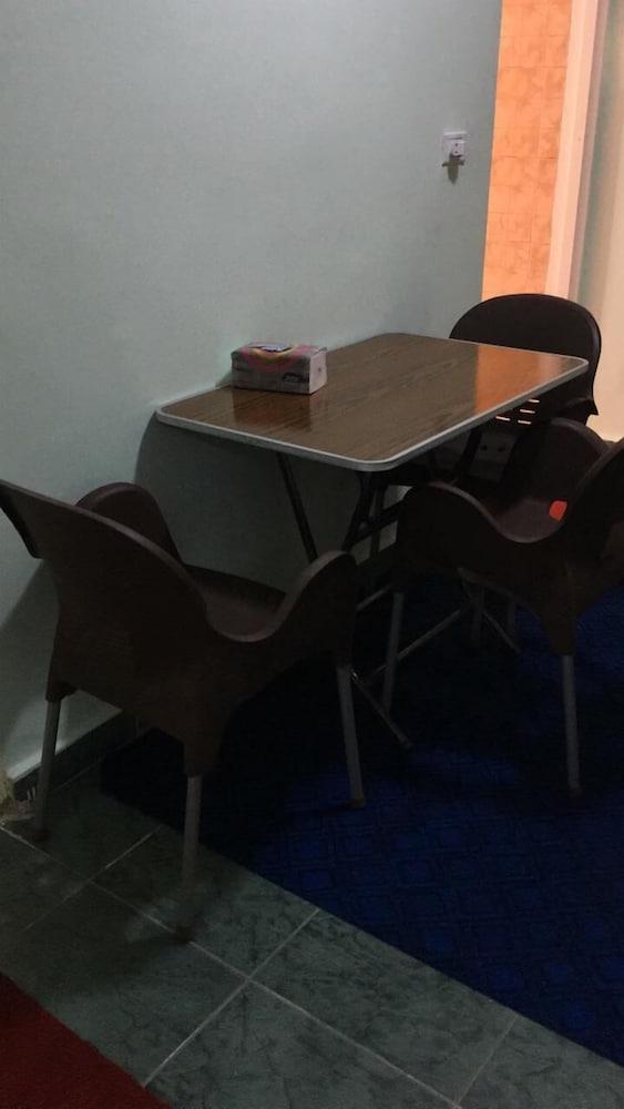 70 A Hostel - Adults Only