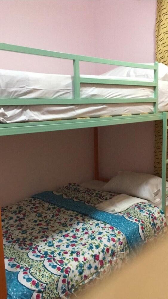 70 A Hostel - Adults Only