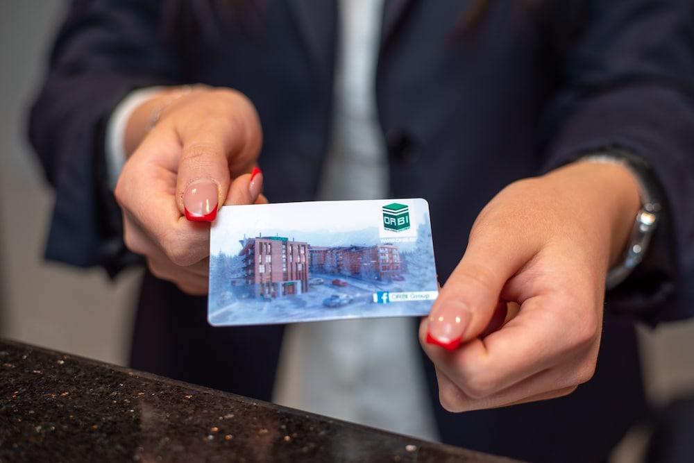 Orbi Palace Hotel Official