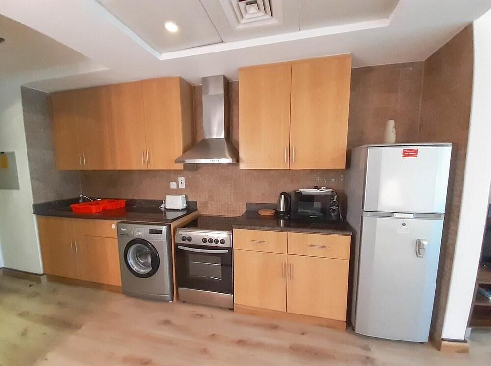 One Perfect Stay - Saba Tower