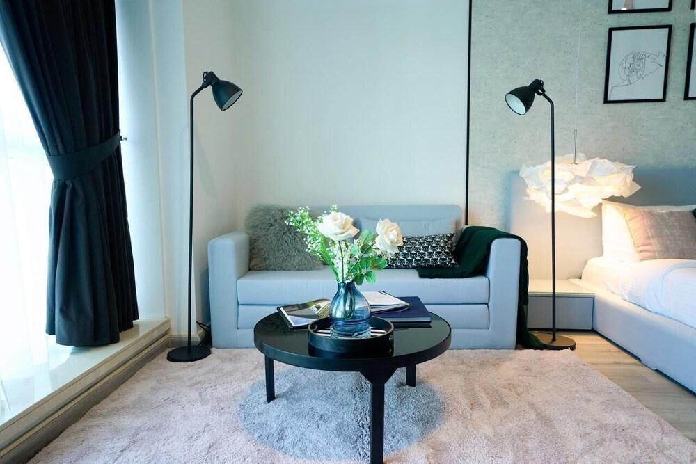 One Perfect Stay - Saba Tower