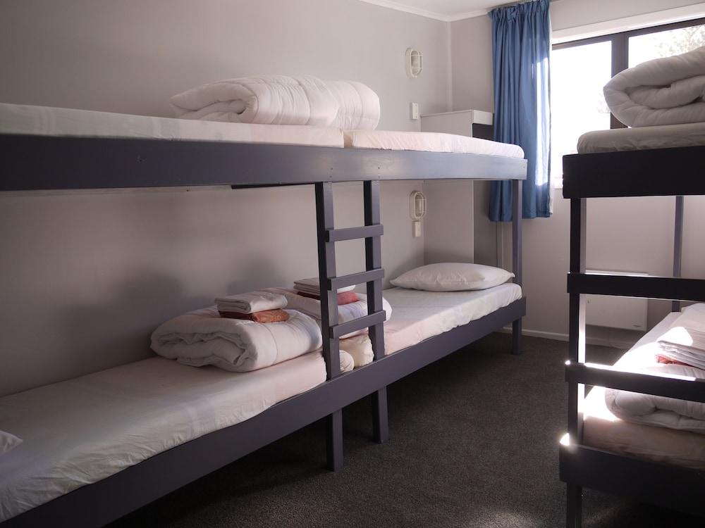 Manowhenua Lodge - Hostel