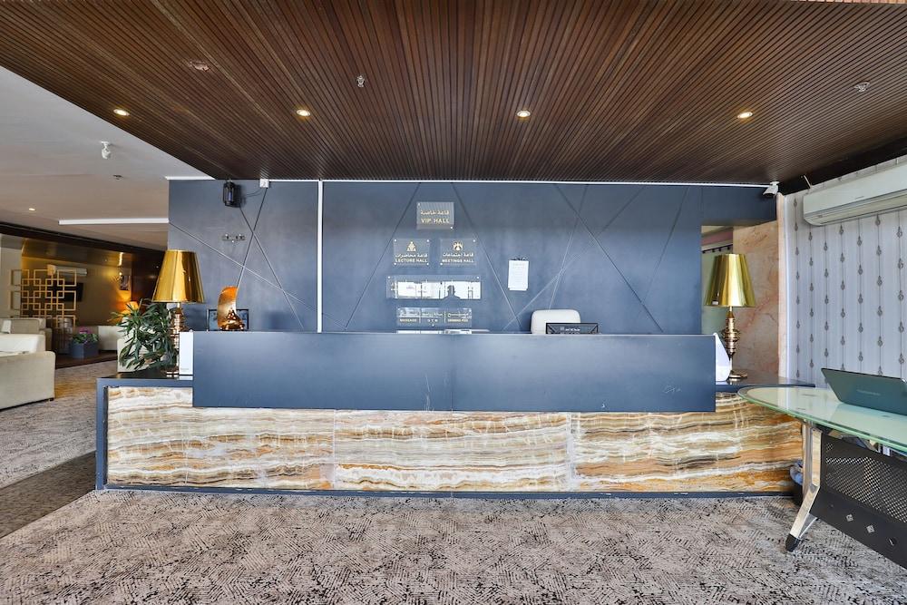 Capital O 338 Asian Hotel