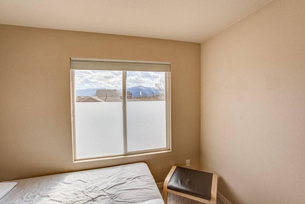 3BR AF Academy Pet-friendly