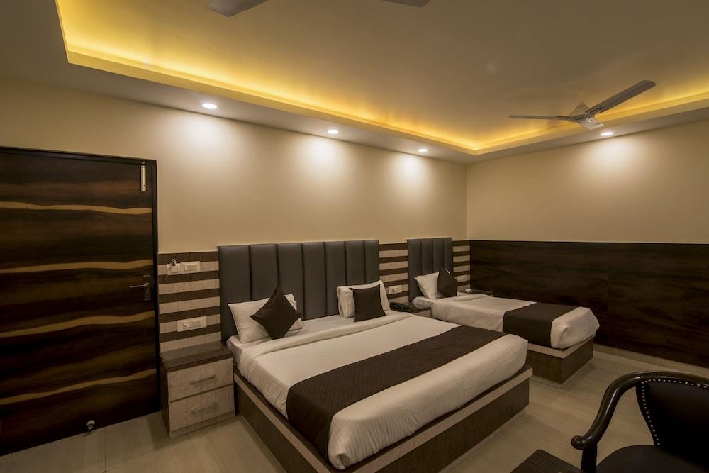 Hotel Mahajan Internatioanal