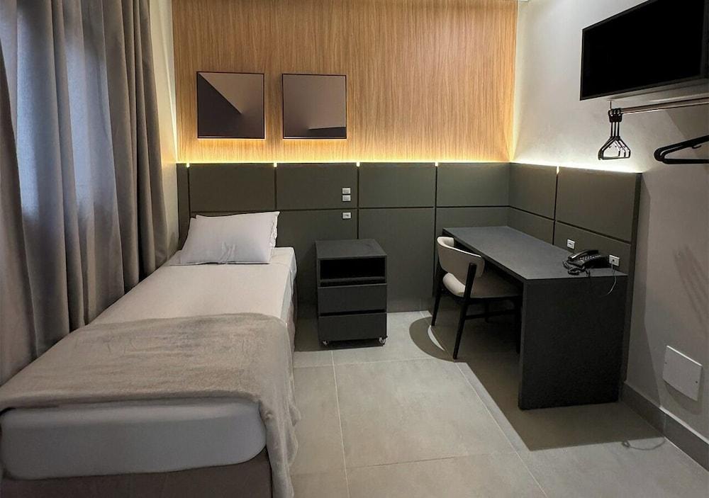 Fenicia Palace Hotel