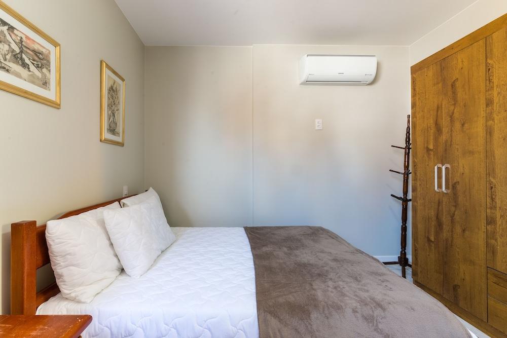 Apto em Jurerê Open Shopping reformado CDS209