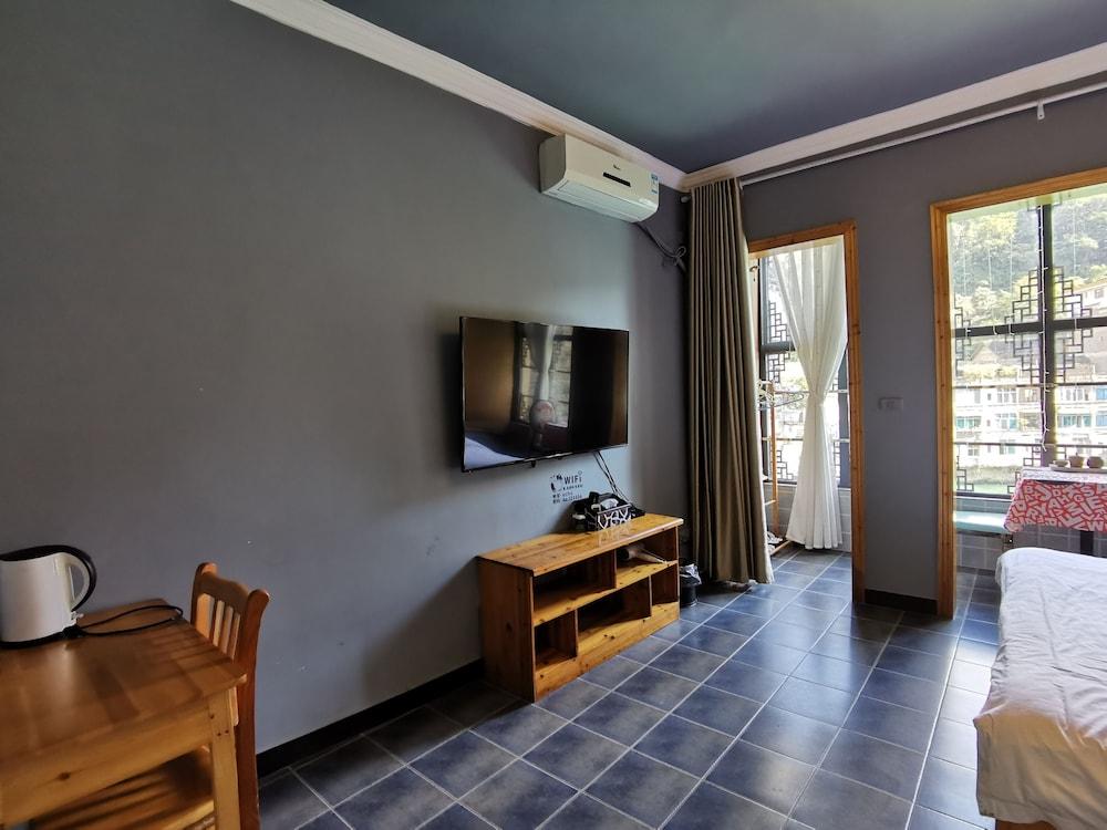 Zhenyuan Qiemanman Kezhan