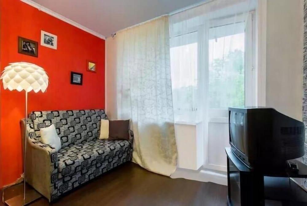 Apartment on Nizhegorodskaya 63