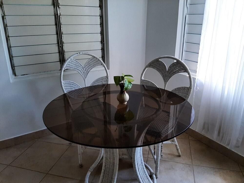 Yard Beach Hotel and Apartments