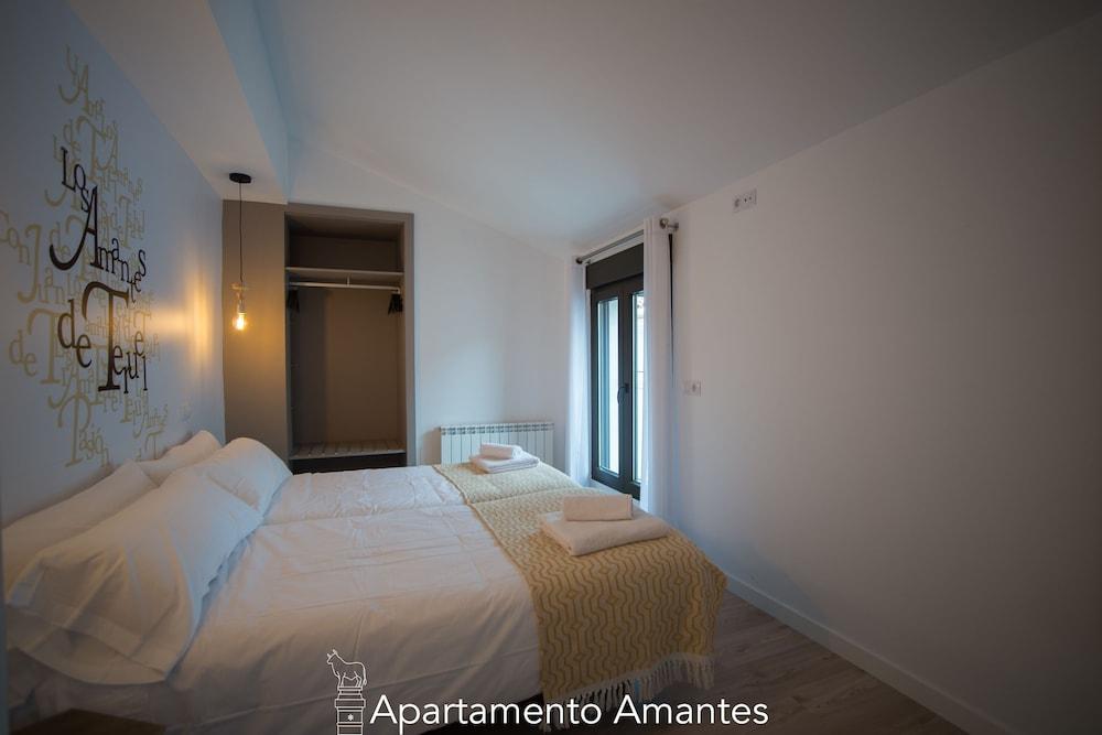 Apartamentos Plaza del Torico