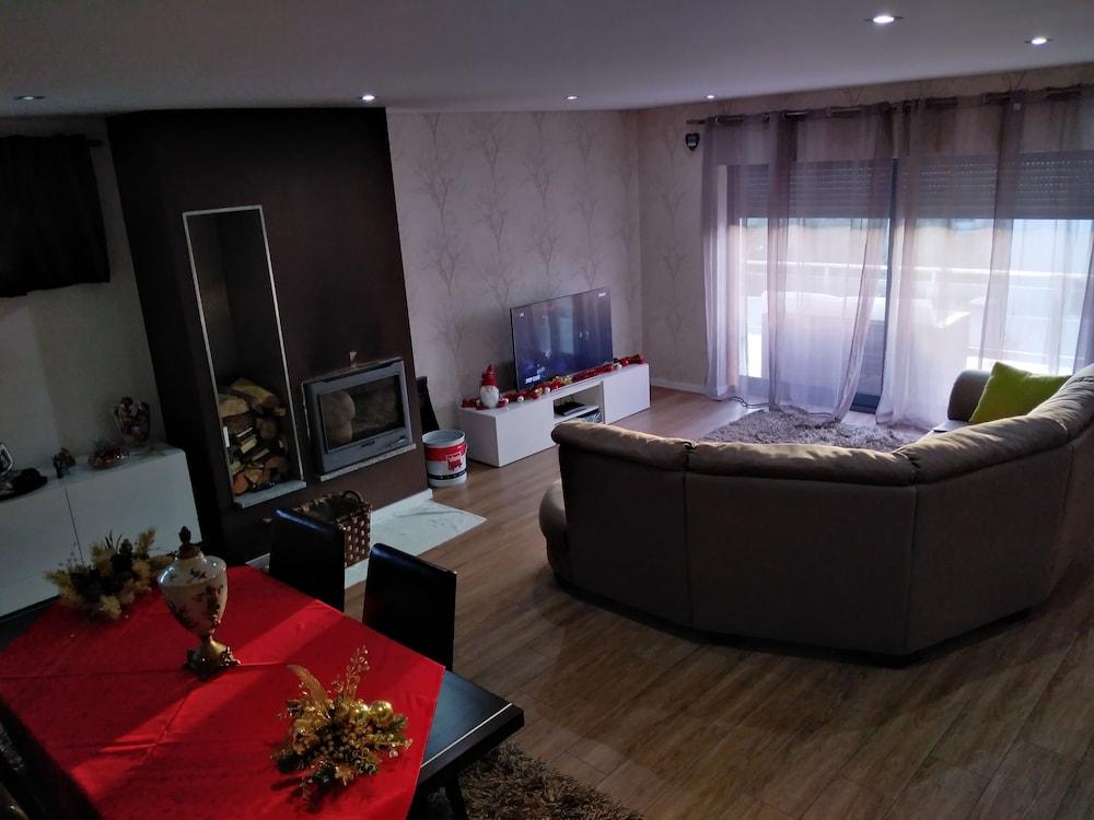 QUINTA DA LOUSA - Guest House - Valongo - Porto