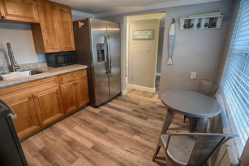 El Chico Frank`s Key West Experience