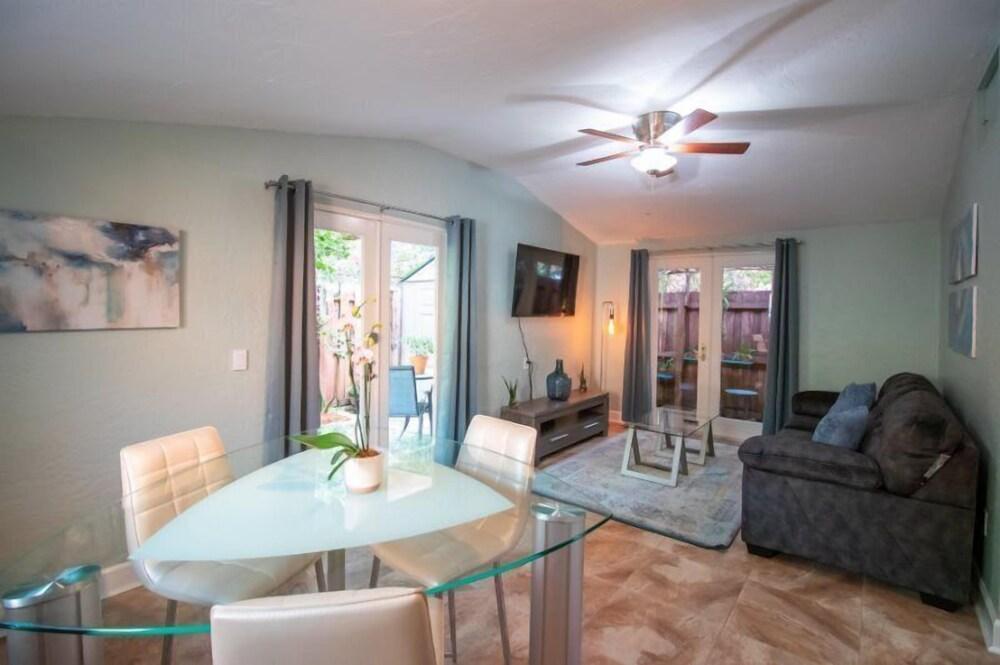 Wilton Way Orchid House