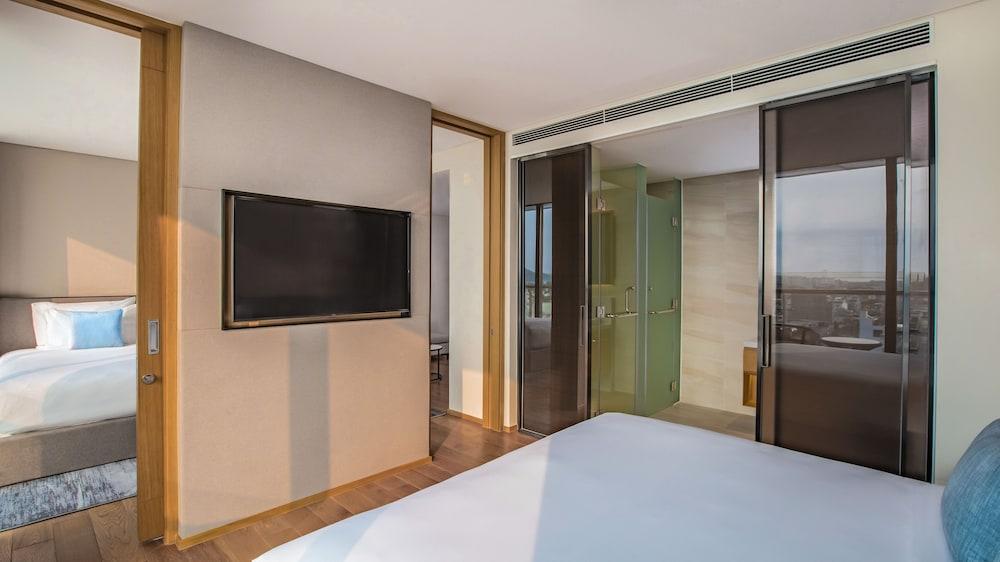 Prince Hotel Da Nang (Formerly Sel de Mer Hotel & Suites)