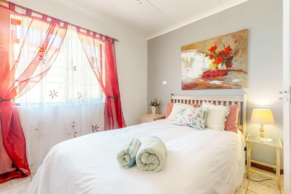 Snuggle Inn Mossel Bay