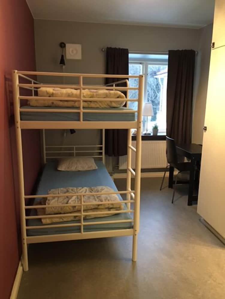 Partille Vandrarhem Bed & Breakfast - Hostel