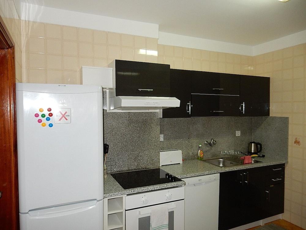 Praceta Almeida Garrett Apartment