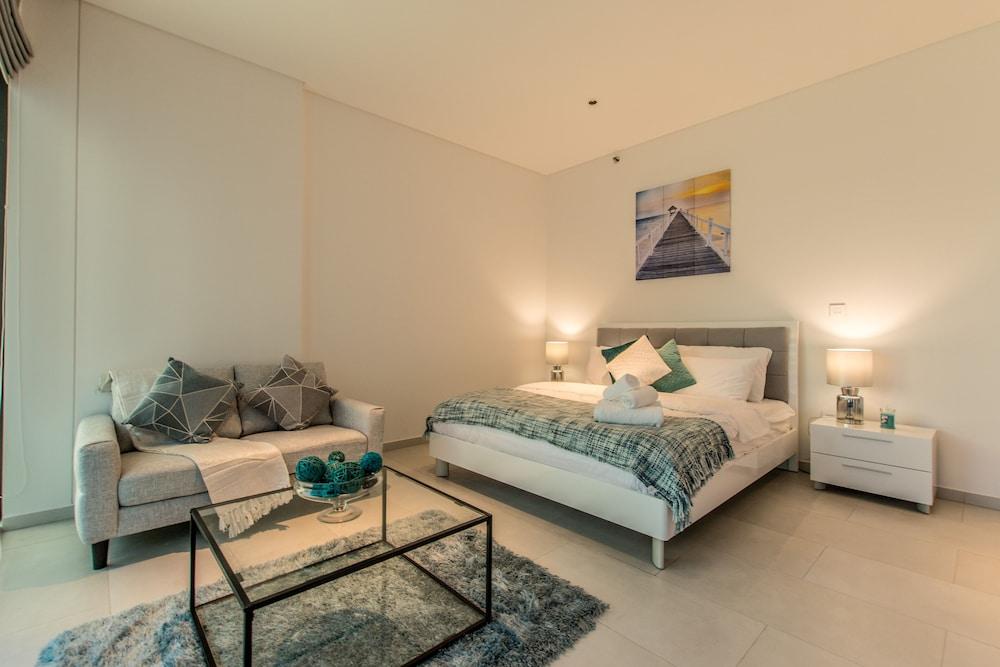 Airbetter-Dubai Downtown Superior Studio