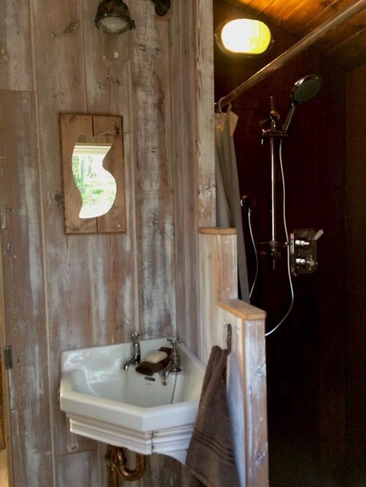 Black Mountain BreakAway