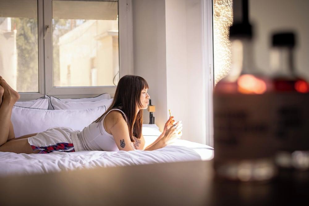 Monochrome Rothschild - Smart Hotel by Loginn Tel Aviv