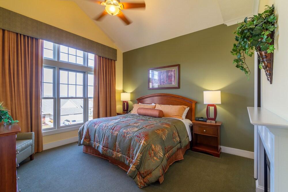 Massanutten's Regal Vistas by Tripforth