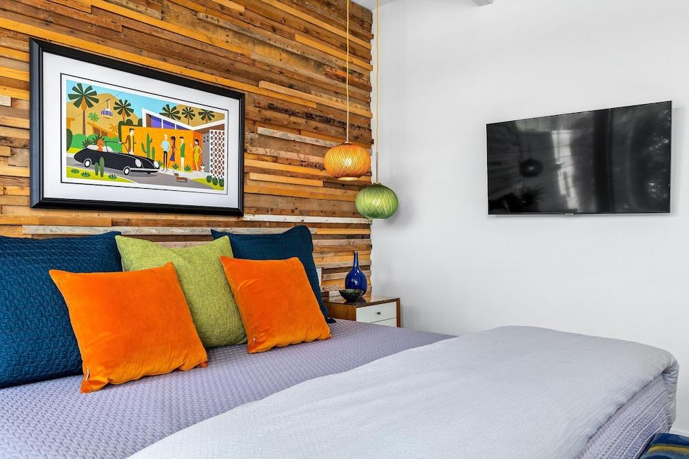 West Elm House 2017: The Alexander