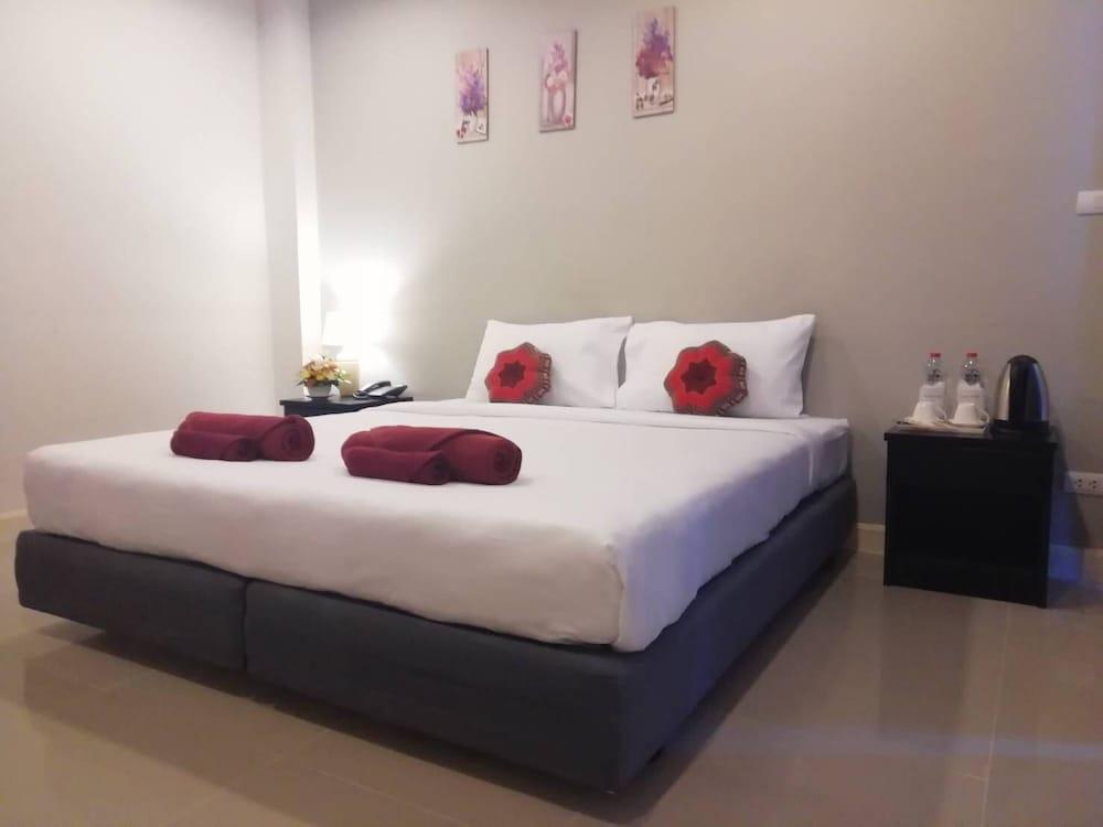 May House Karon Beach