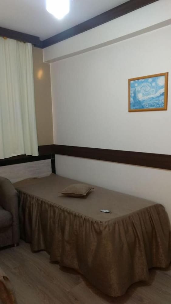 Santa Clara Hotel e Restaurante