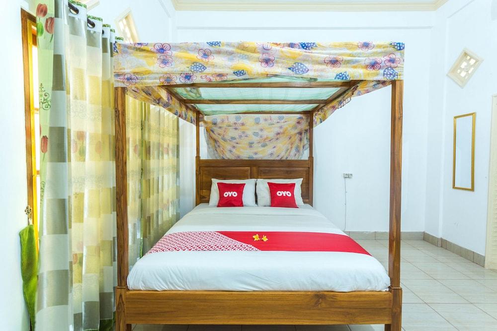 OYO 1895 Lamancha Homestay