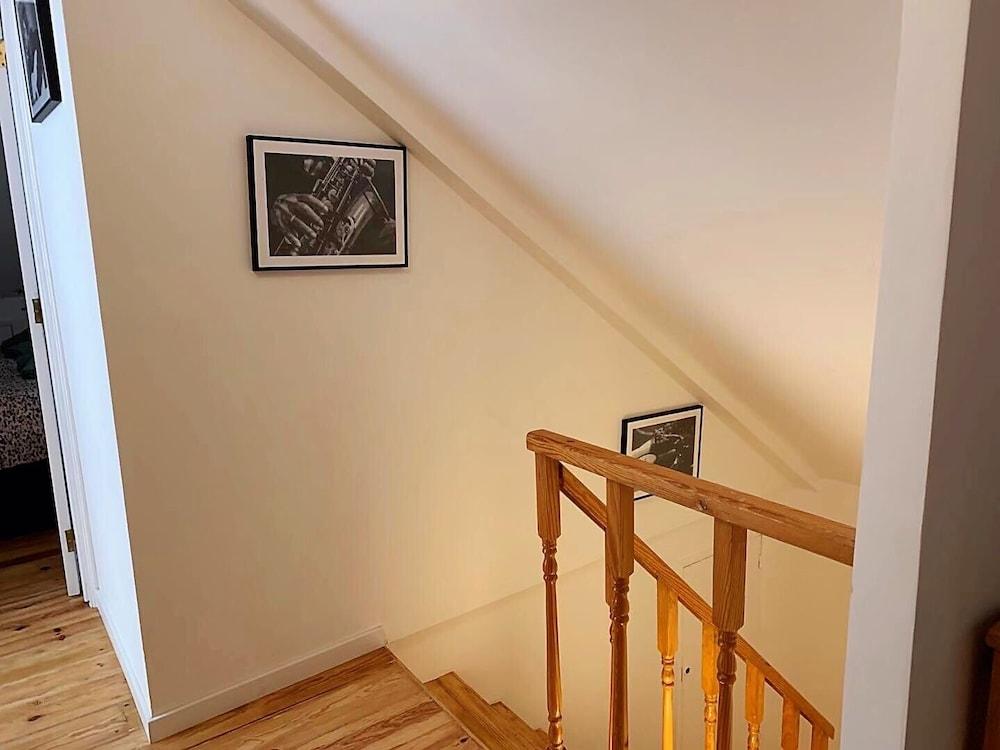 Tram & Fado Memory House