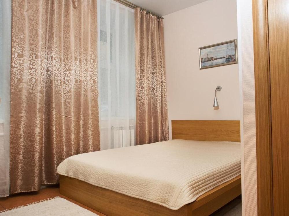 Legend Hotel Petropavlovka