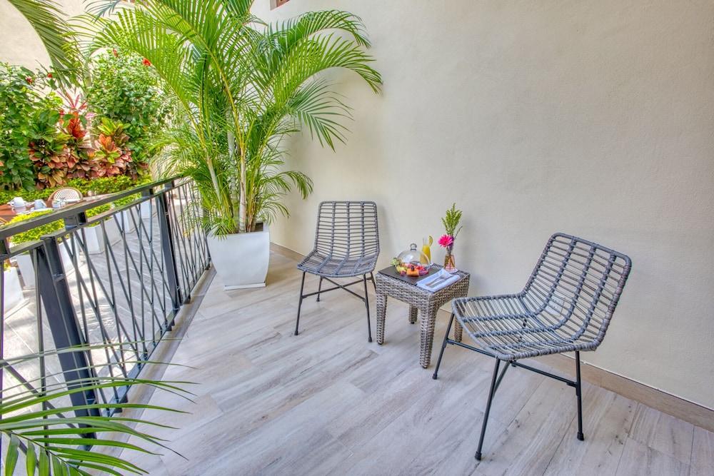 Casa Nicole Boutique Hotel