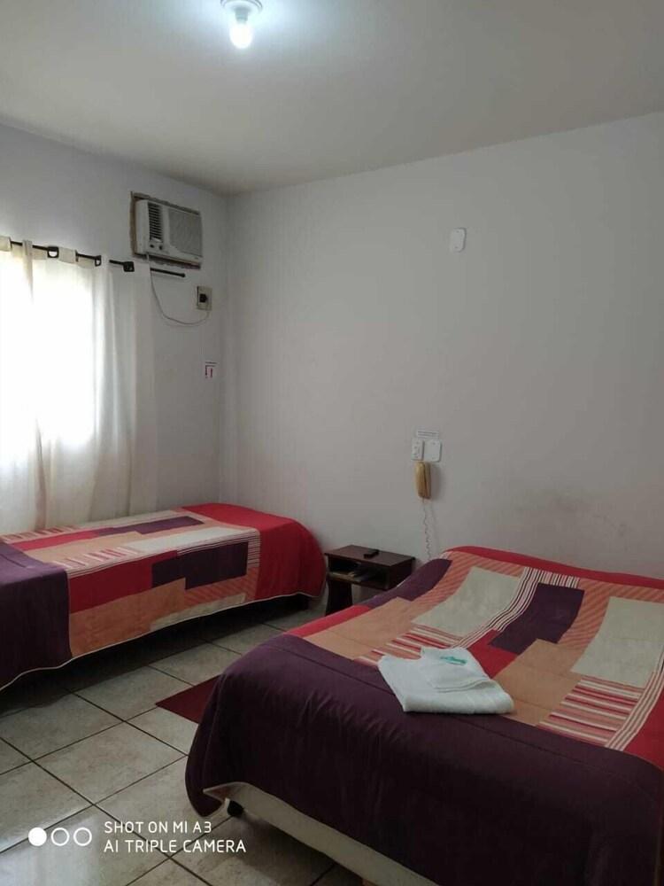 Jacarezinho Palace Hotel