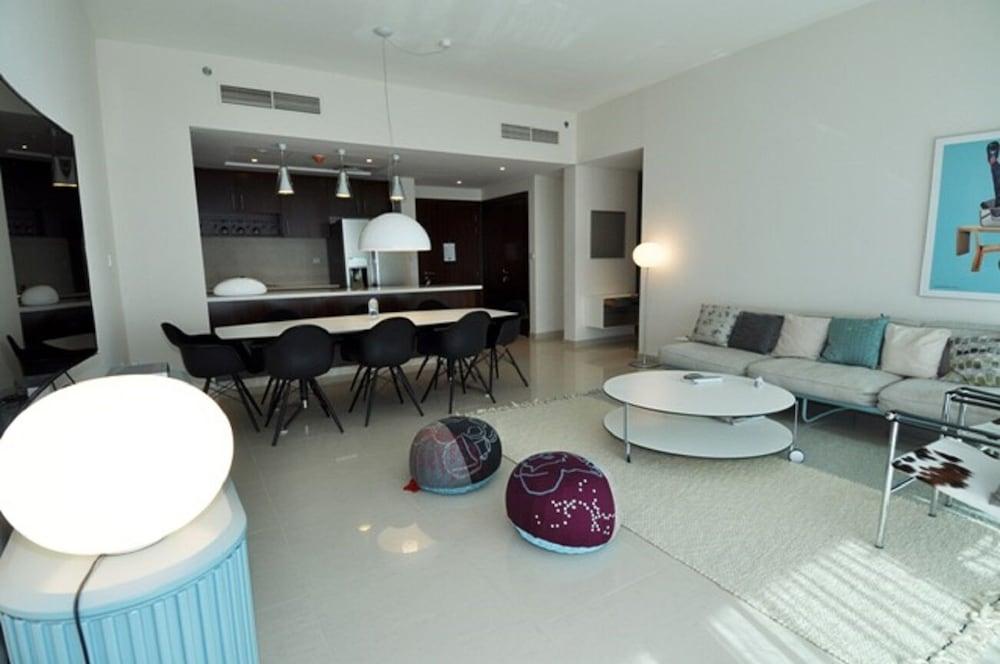 Arabian Holiday Homes Panorama