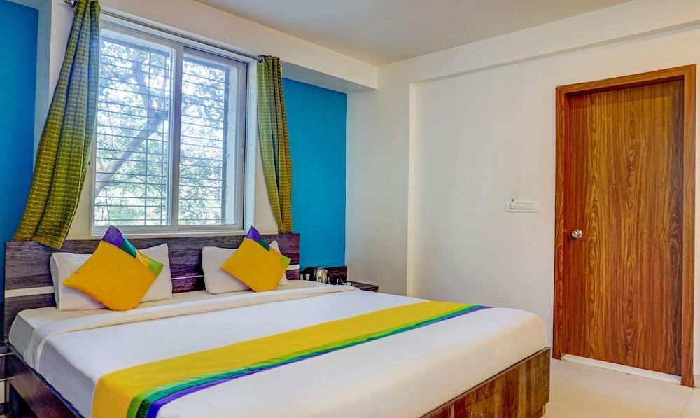 Treebo Trip The Upper Room