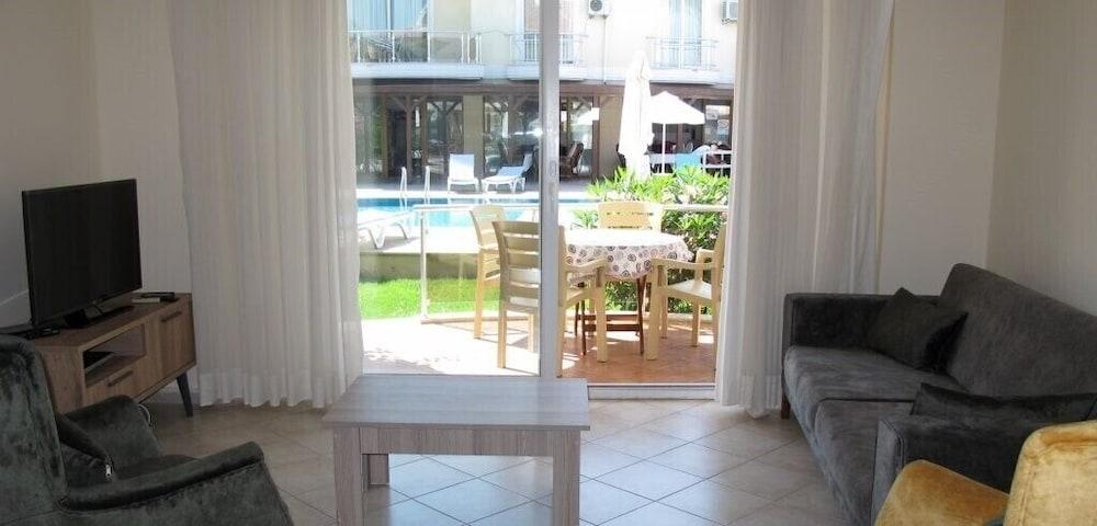 Villa DP03 by JoyLettings