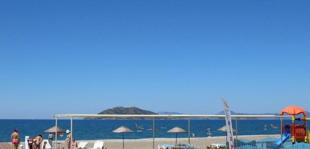 Villa SH03 by JoyLettings