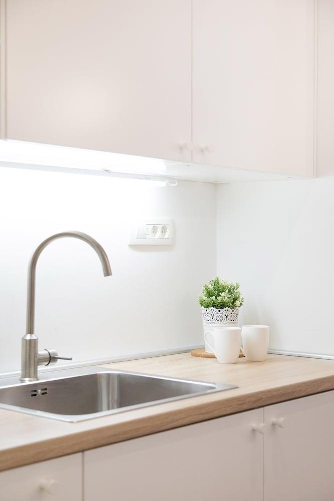 Cute Studio With Beautiful Balcony in the Center!