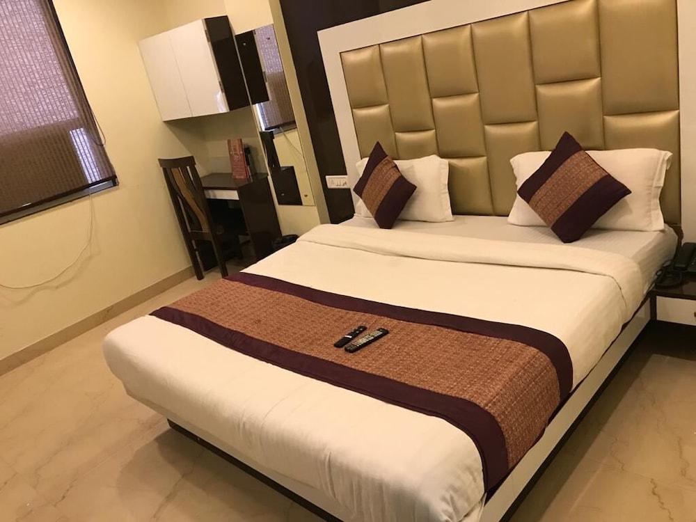 ADB Rooms Hotel Olive International