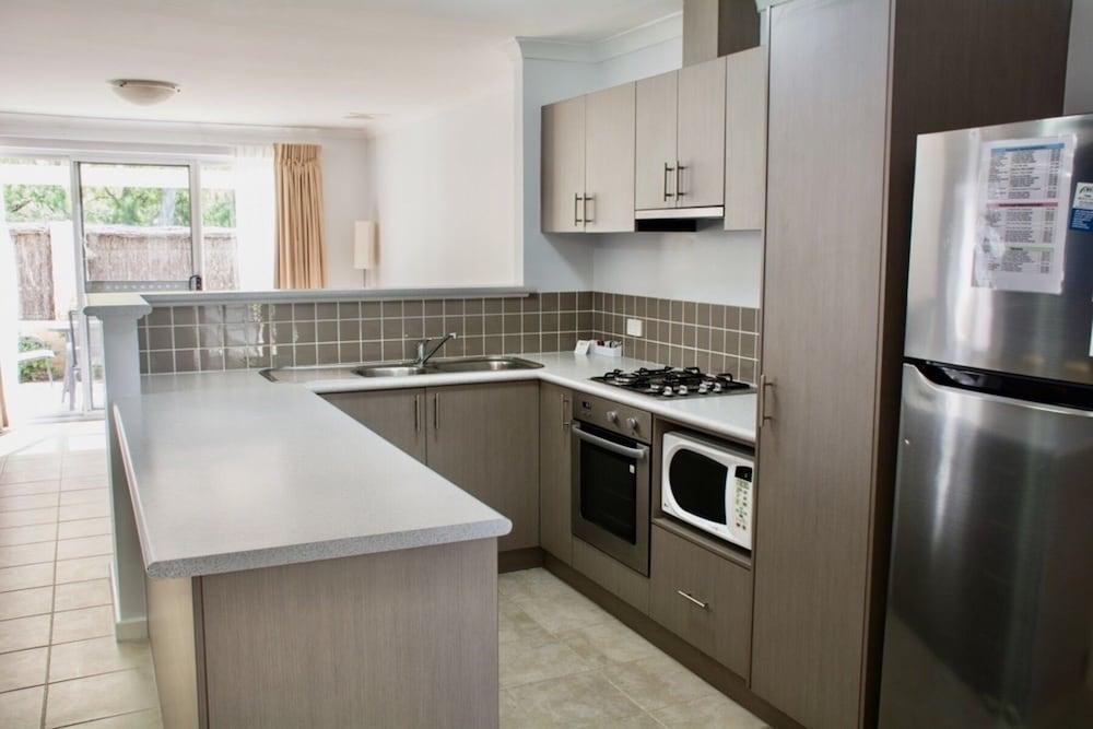 Sea Breeze - Broadwater