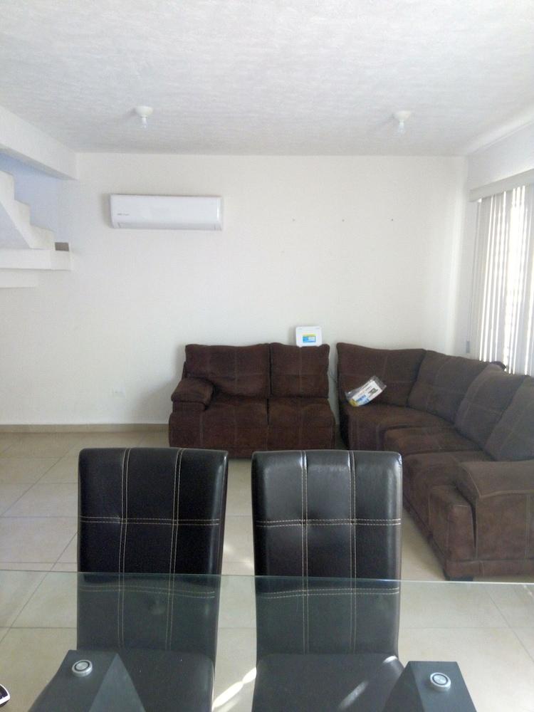 Casa Completa Dreams Lagoons Apodaca