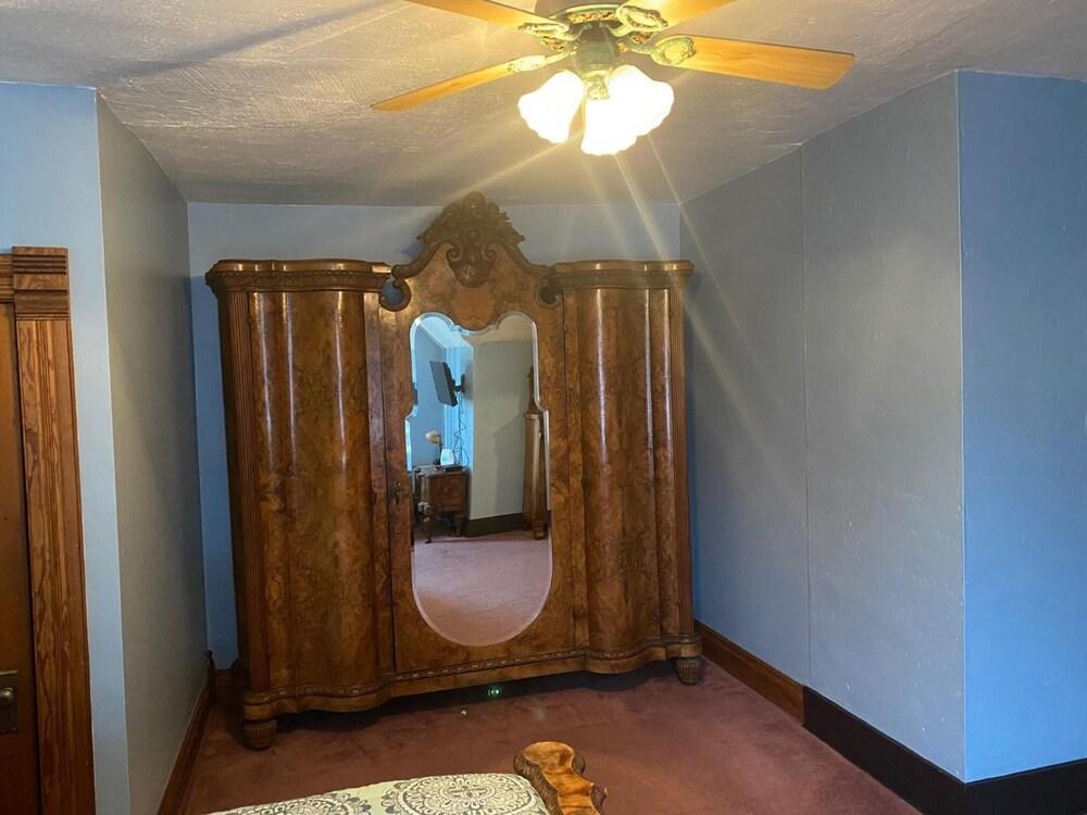 The Rogers House Inn Bed & Breakfast