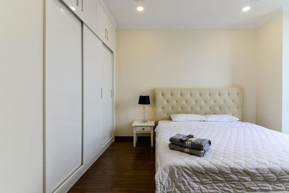 Nemo's House - Vinhomes Luxury Central