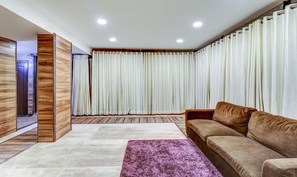 Treebo Trip Jade Blue Suites