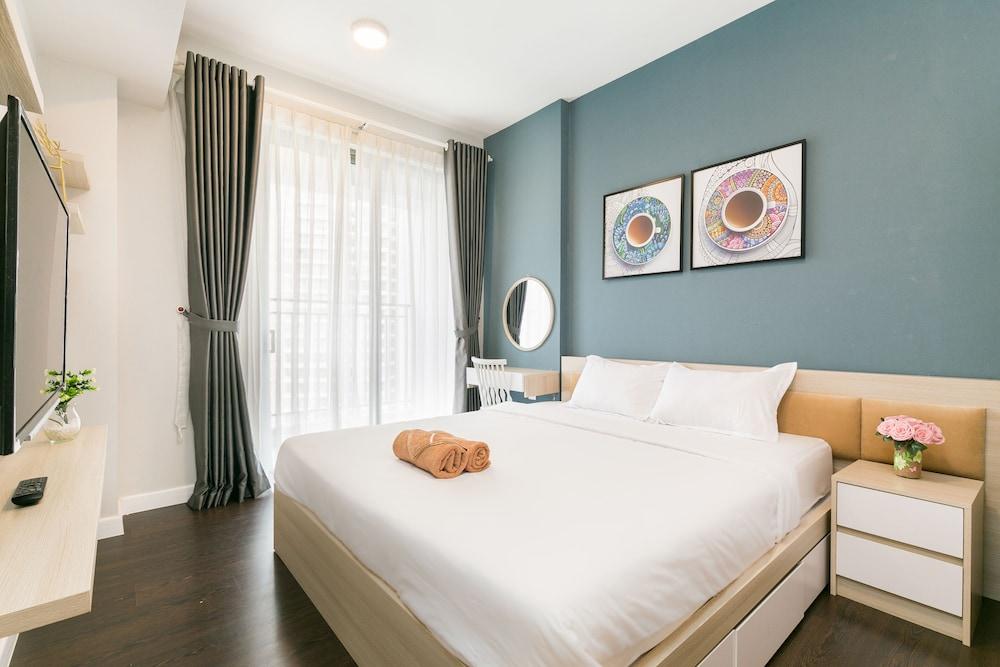 KYN Apartment Rivergate Residence