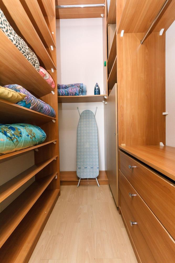 Apartments Kreshchatik 27-47