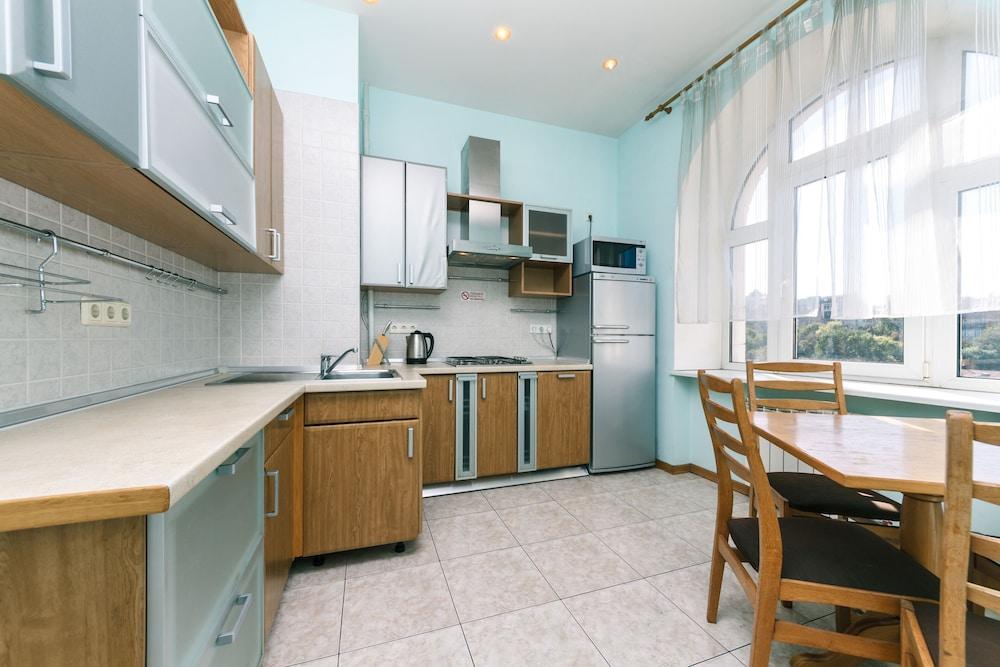 Apartments Kreshchatik 27-28