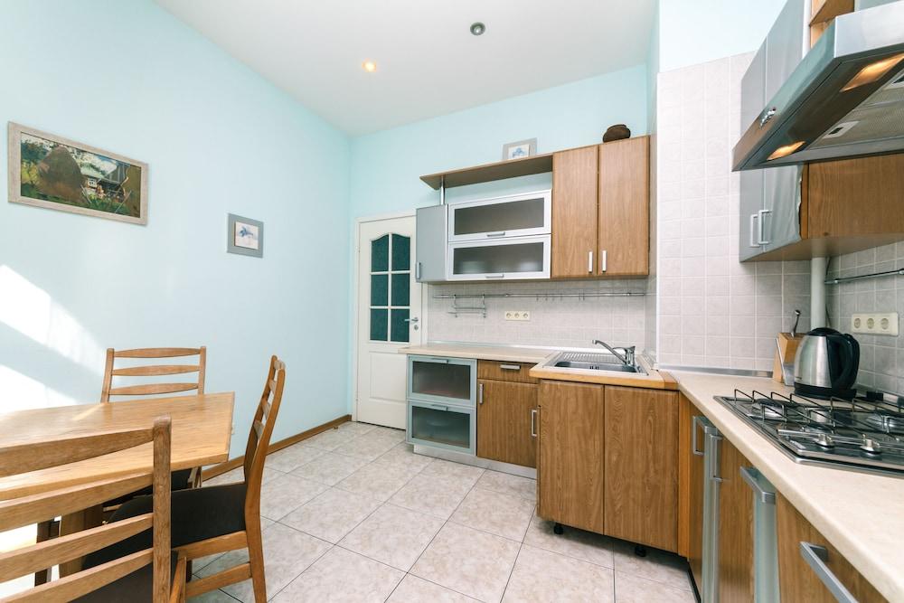 Apartments Kreshchatik 27-28